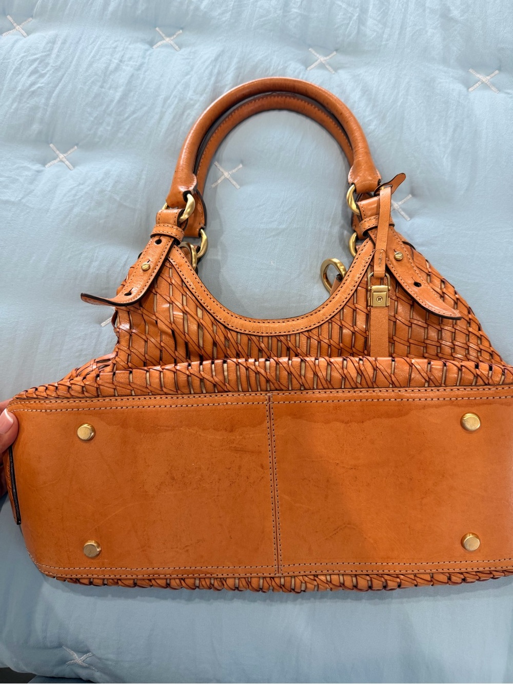 Cole Haan Woven Tan Leather Shoulder Bag with Gold-Tone Chain - Picture 15 of 15